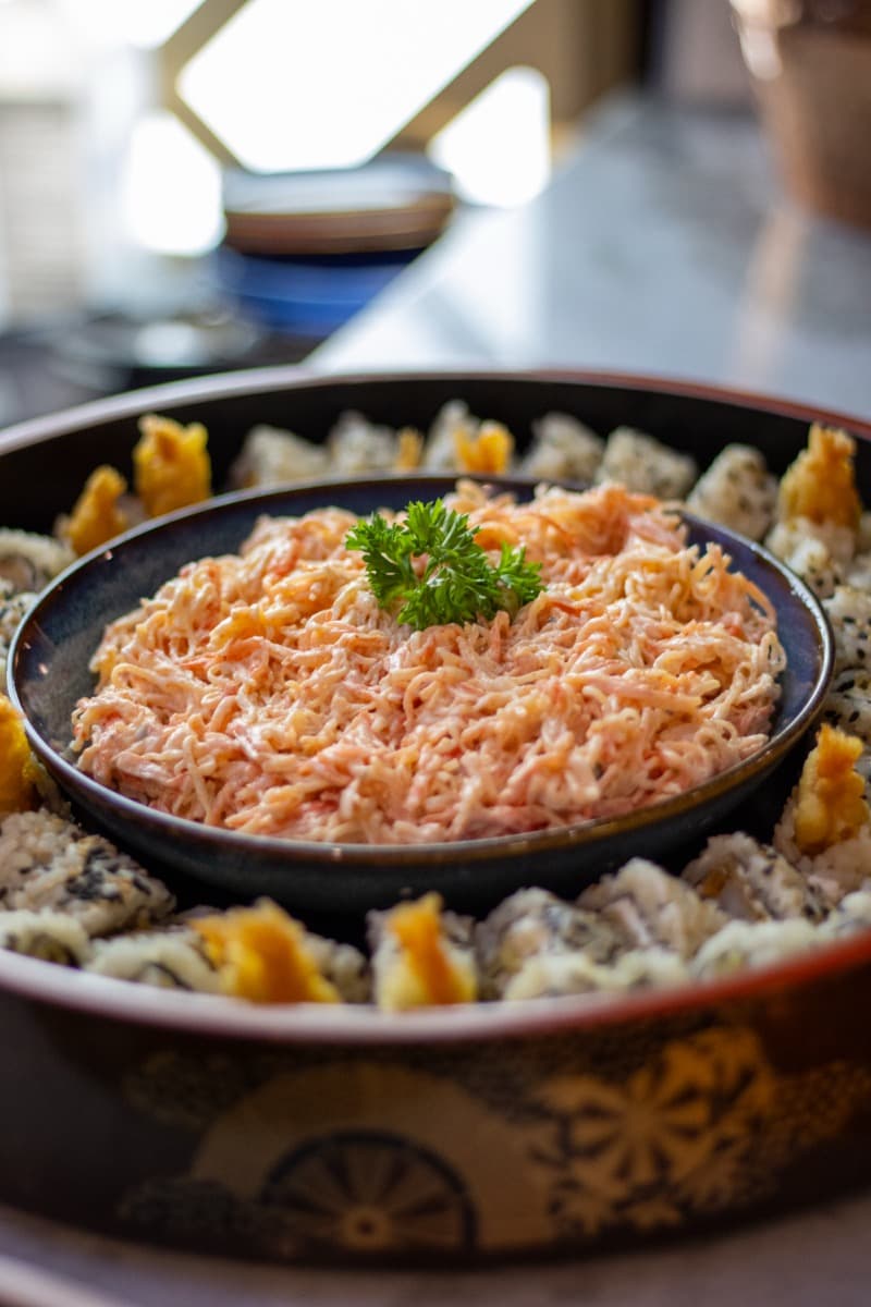 Sushi and kanikama platter for catering